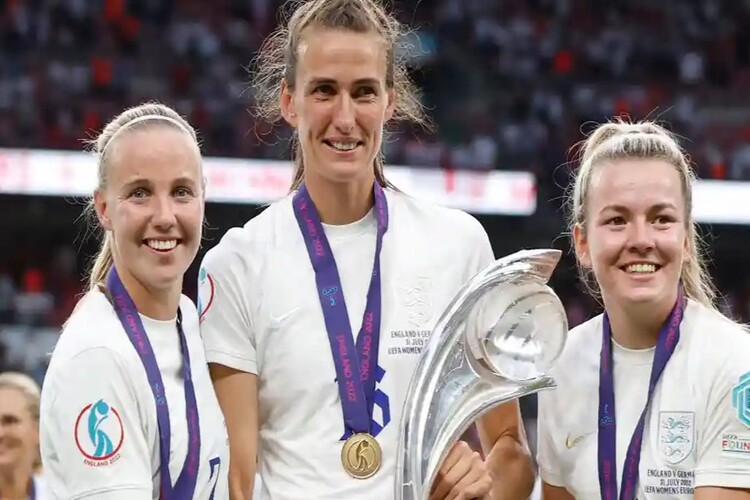 จาก ฟุตบอลหญิงทีมชาติอังกฤษ ไปสู่โอกาสที่พลาดไป: ทำไมความสำเร็จที่ยอดเยี่ยมไม่ได้เปลี่ยนรากหญ้าเสมอไป